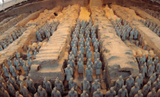 秦始皇陵兵马俑最新研究：大量女人小孩指纹