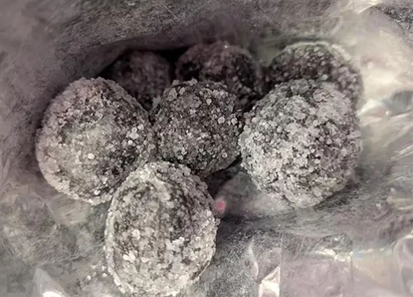 一颗糖果把十岁女孩“酸”进医院！世界上最酸的糖到底有多酸