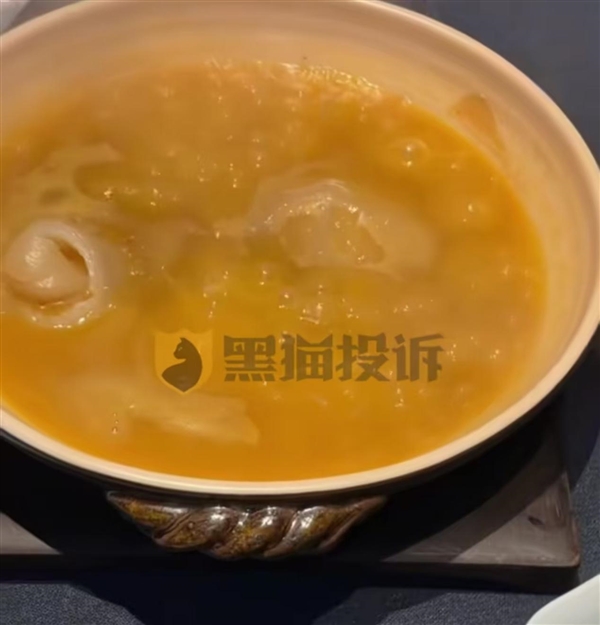 上海老汤4800元一份引热议:一口598元 号称100多年没关过火